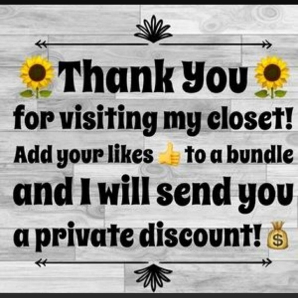 Meet your Posher, Emily - Picture 1 of 3